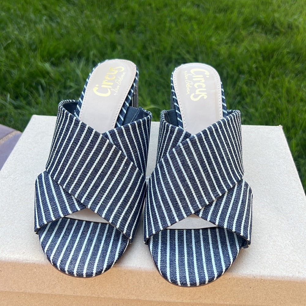 Circus by Sam Edelman Pinstripe denim blue Mules size 8.5 - Picture 11 of 11